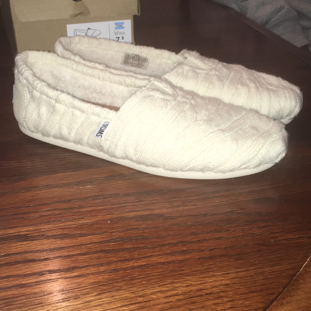 Toms, women’s, new in box